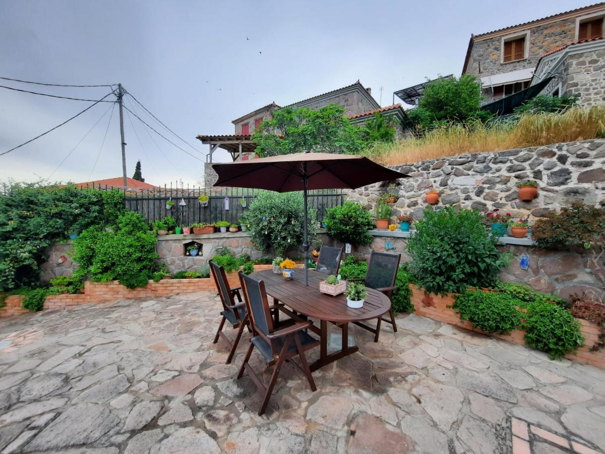 Anemona Apartment Mythimna Exterior photo