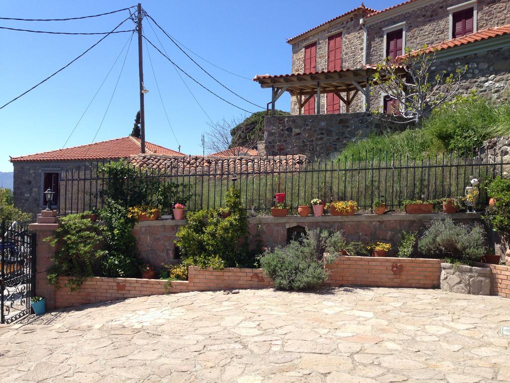 Anemona Apartment Mythimna Exterior photo